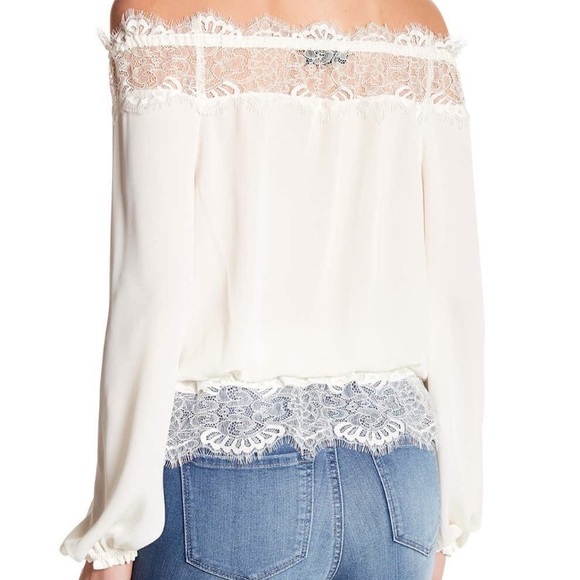 Frannie Off The Shoulder Blouse - Picture 2 of 4